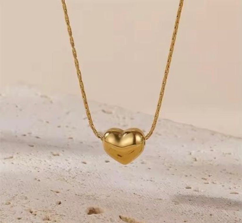 WhatsApp-Image-2026-03-10-at-3.06.46-PM.jpeg Elegant Golden Heart Pendant Necklace for Women | Minimalist Love Charm Necklace - Image 1